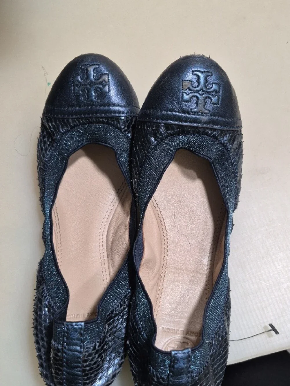 Tory Burch Black Textured Leather Logo Ballet Flats